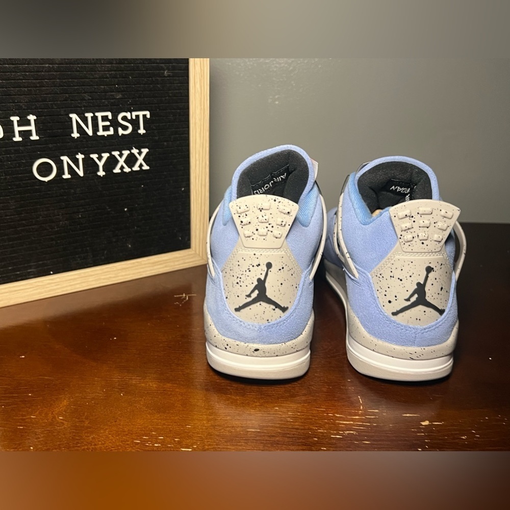 Air Jordan 4 unc retro sz 8M - Picture 4 of 8